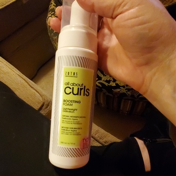 ZOTOS Professional  All About Curls Set - Picture 4 of 5